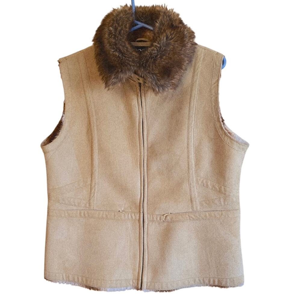 Montanaco faux fur and suede zip up vest size XL